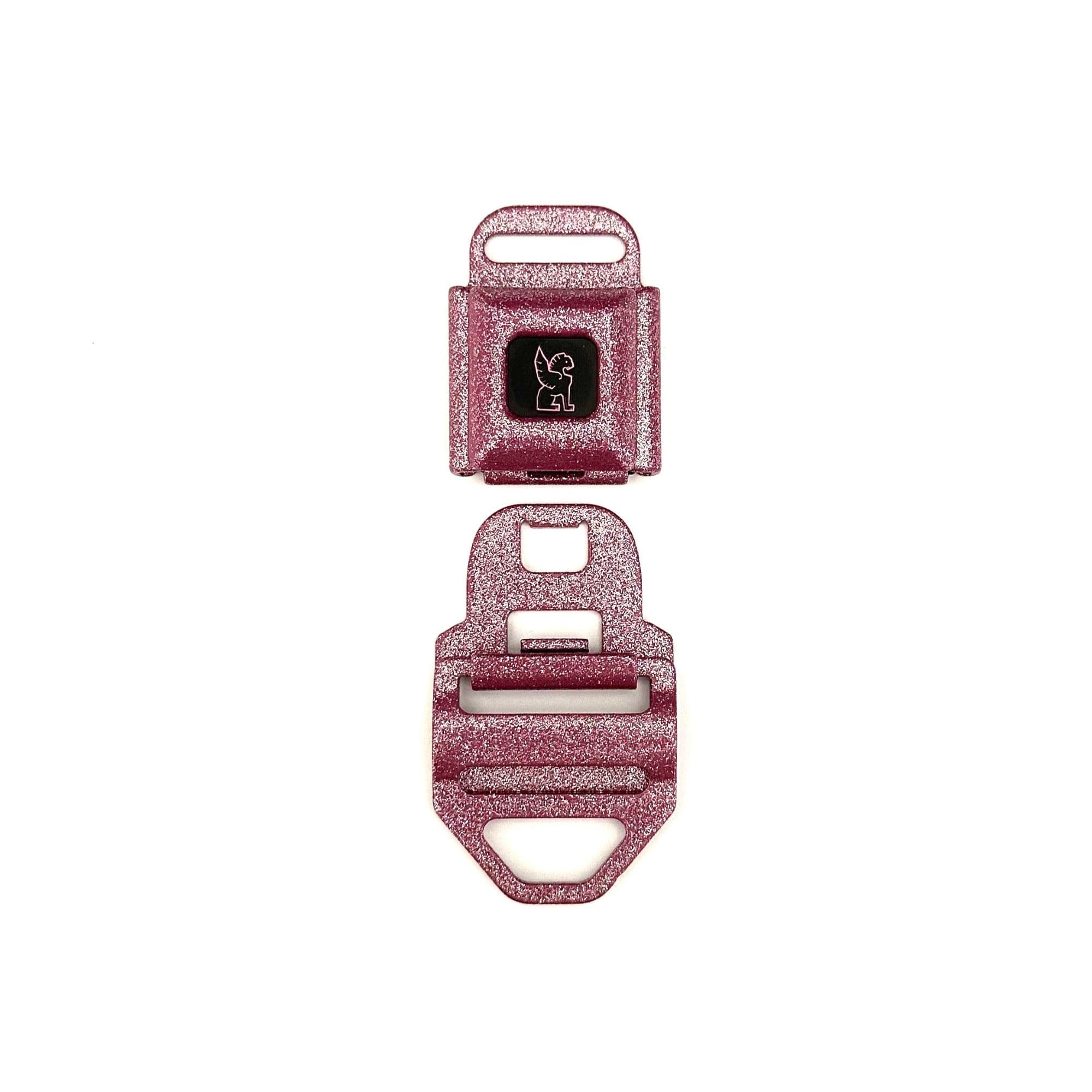 Pride MD Seatbelt buckle open in Pink Glitter #color_pink glitter